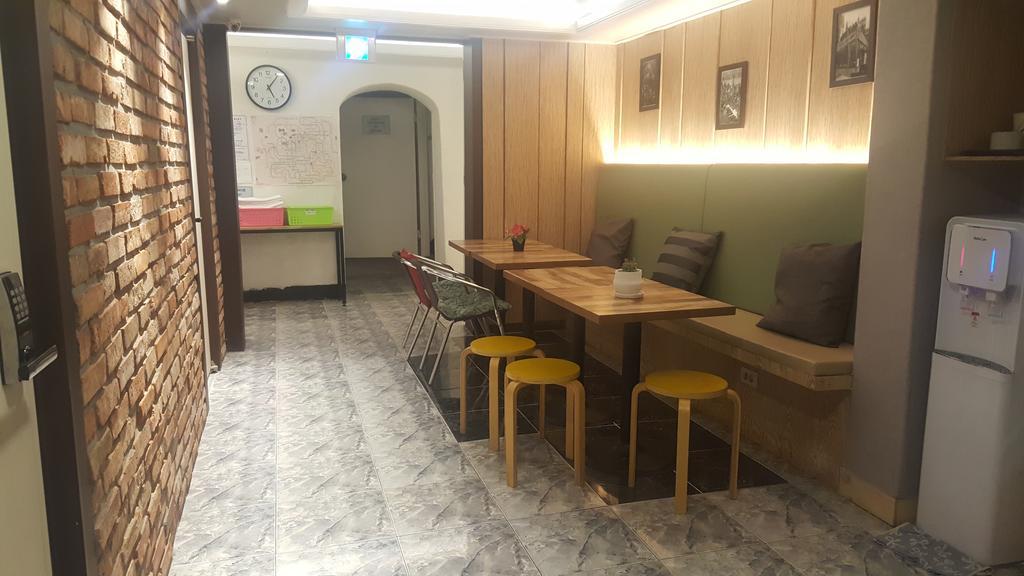 Myeongdong Time Hostel سيول المظهر الخارجي الصورة