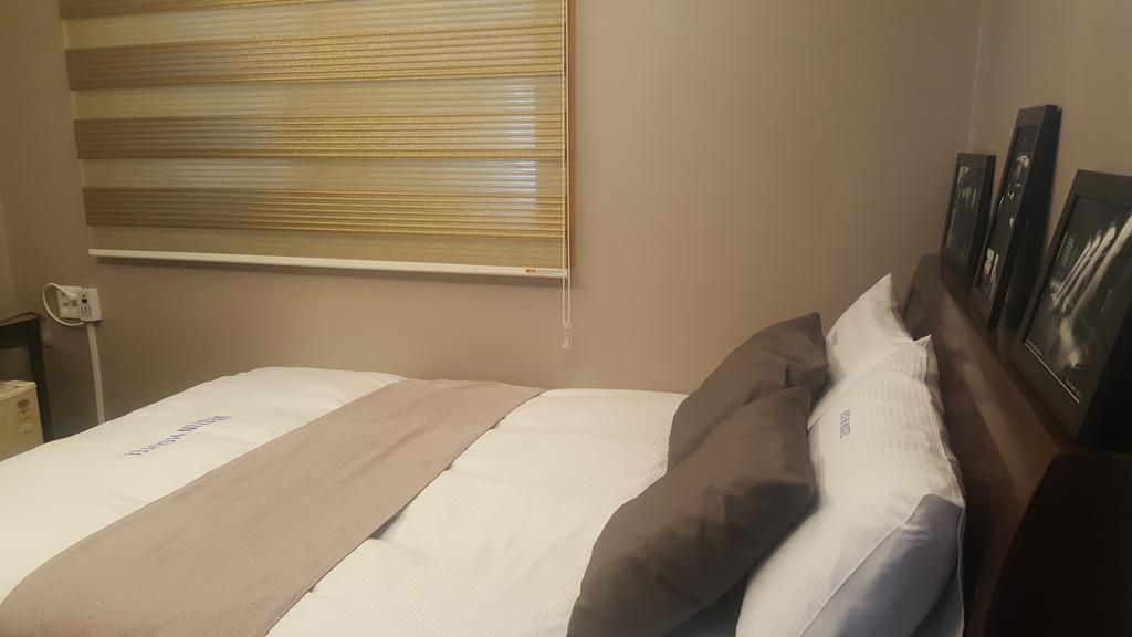 Myeongdong Time Hostel سيول المظهر الخارجي الصورة